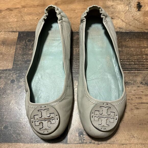 Tory Burch Gray Minnie Travel Ballet Flat - Picture 1 of 11